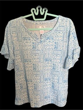 Blue Tile Print Short Sleeve Top